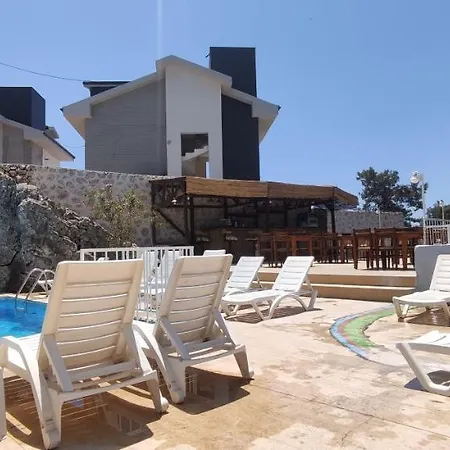 Panzió Golden Gate Otel
